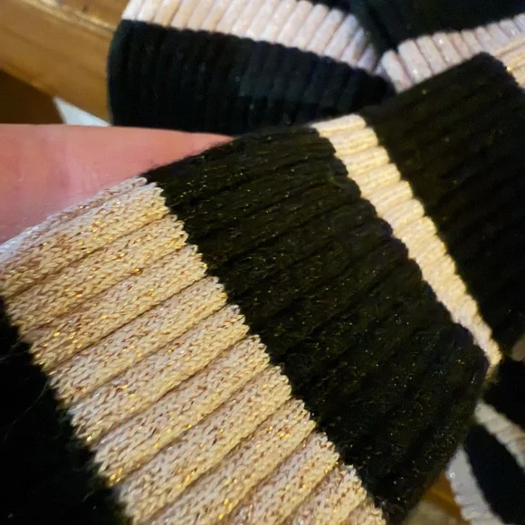 INC black and gold knit spandex body hugging striped sweater size large L - Picture 8 of 8
